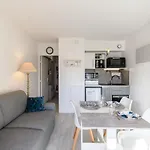 De La By Interhome Appartement